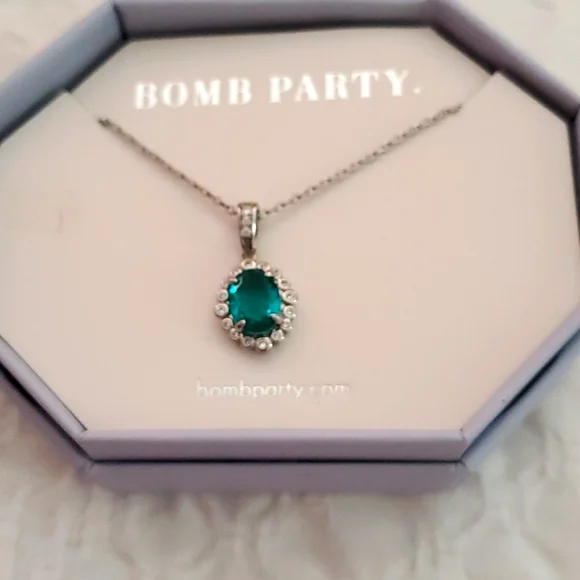 Bomb Party OG Necklace - Picture 1 of 3